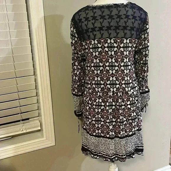 [L-XL] Simply Noelle LS pullover rayon  Blue white, and black print A-line tunic - Picture 8 of 9